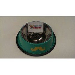 groene voerbak met snor